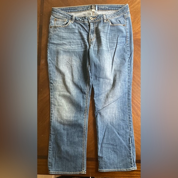 Ladies Size 12 Apt.9 Modern Straight Crop Capris - Picture 3 of 16